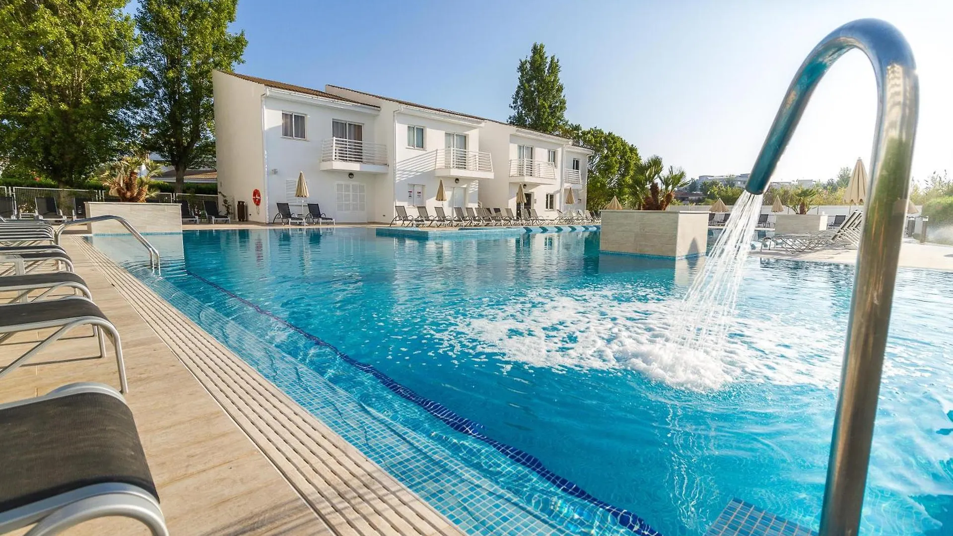 Aparthotel Eix Lagotel Holiday Resort Playa de Muro