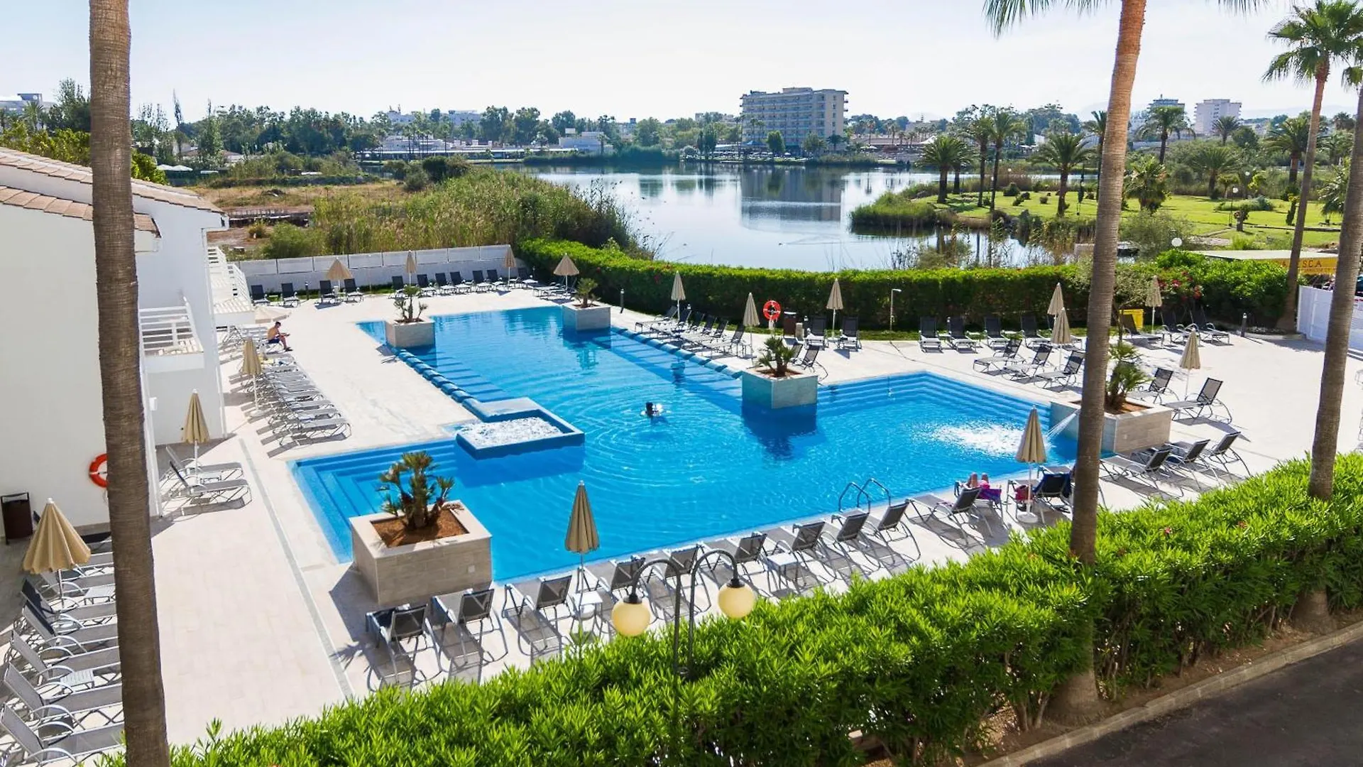 Eix Lagotel Holiday Resort Playa de Muro  Apart-hotel